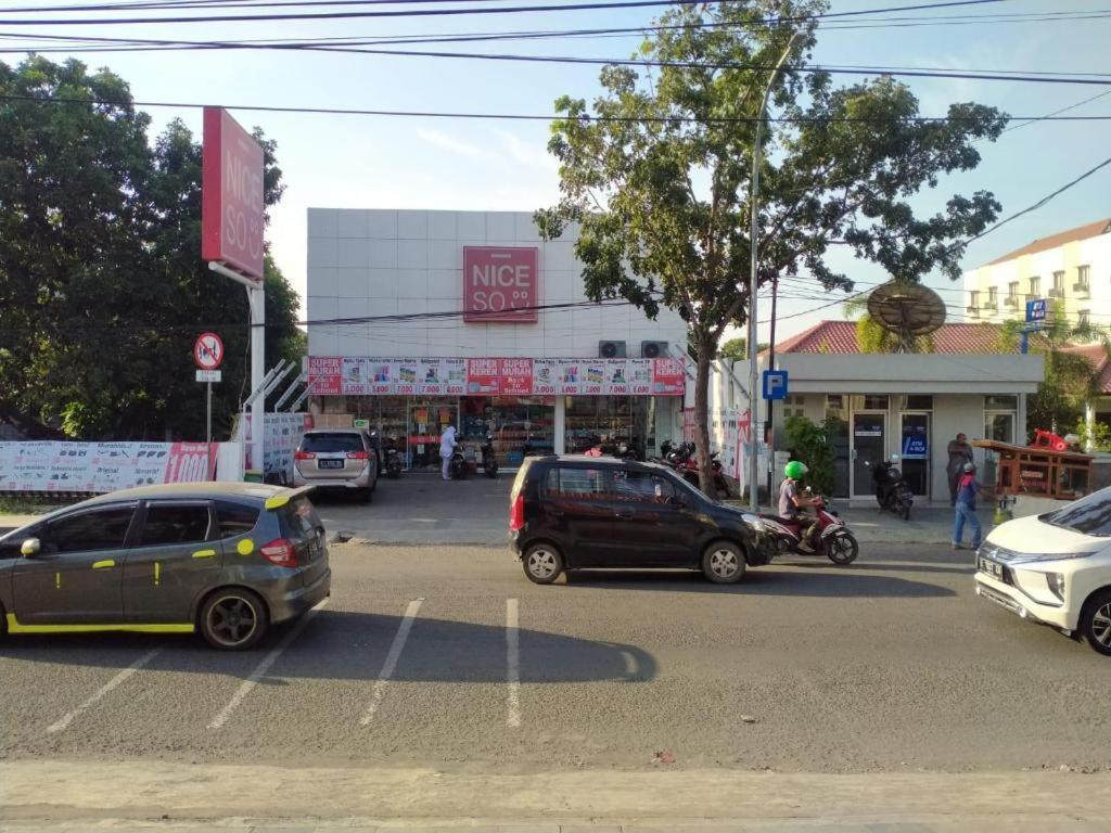 Hotel Syariah Tremigo Guesthouse Cirebon Exterior photo